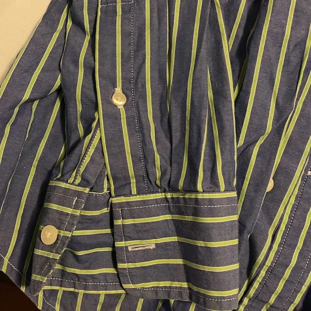 Gap - Picture 3 of 5